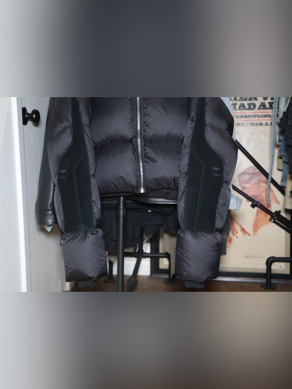 Rick Owens FW19 "LARRY" UNISEX Puffer Bomber Jacket. - Picture 4 of 11